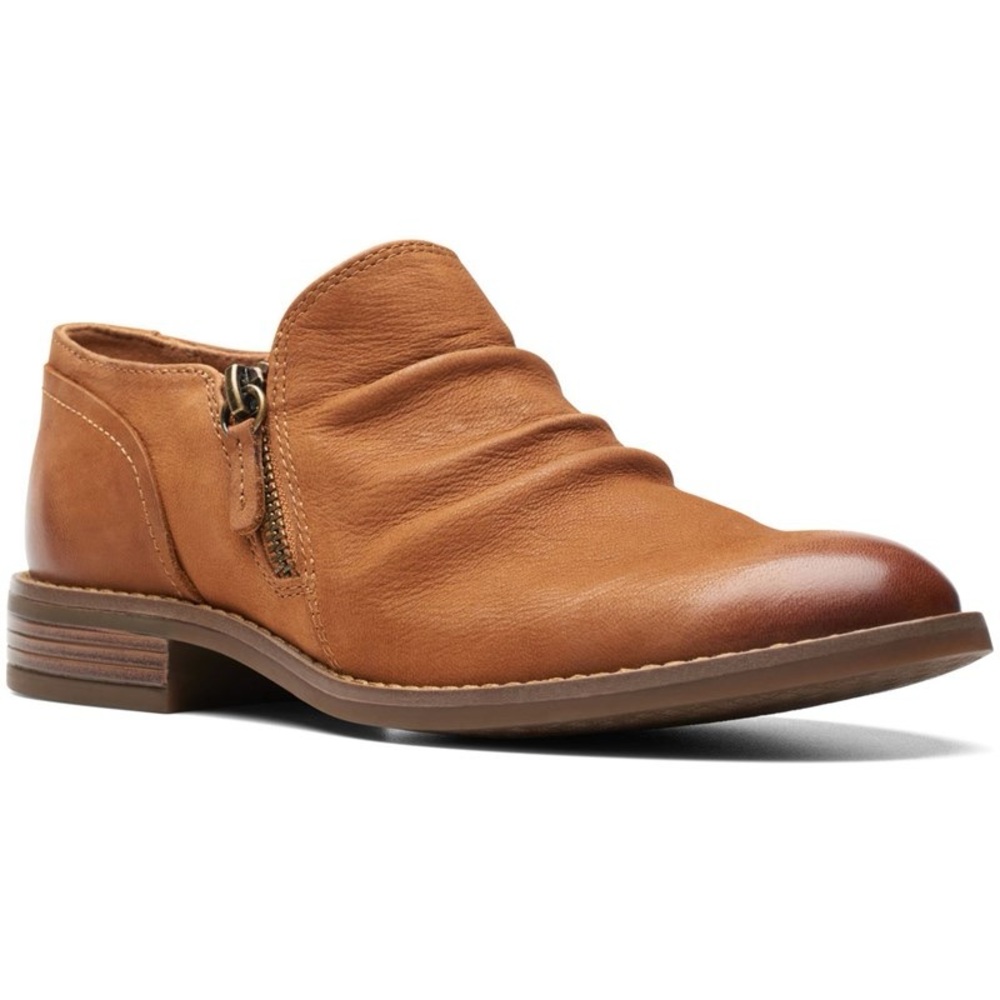 Clarks Camzin Pace Bootie - NEW - Size 8